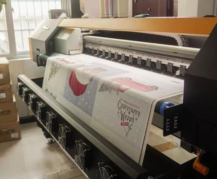 向老外出口圣誕用品，浙江義烏商人年銷數千萬